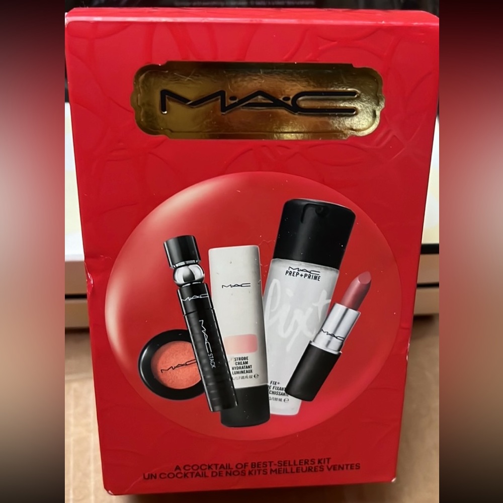 NIB MAC Cosmetics FIVE-PIECE HOLIDAY limited BEST-SELLING FULL-SIZED new in box